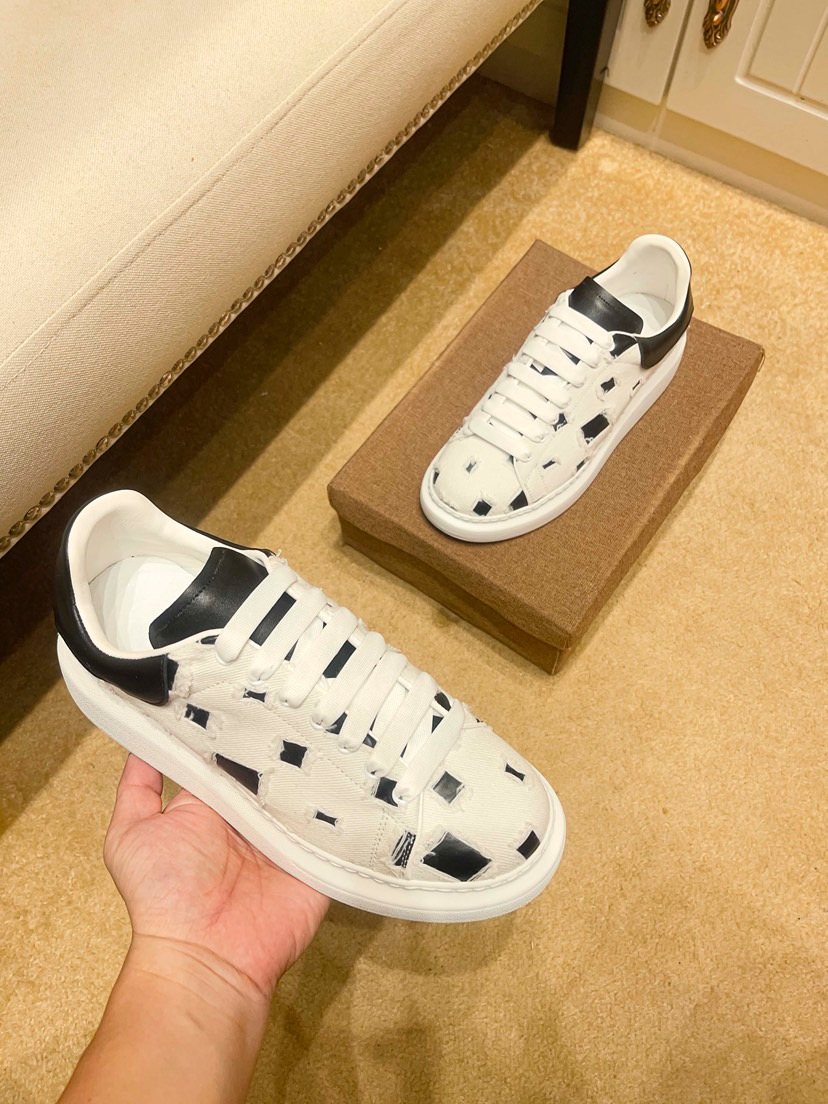 Patterned Low-Top Sneakers — side