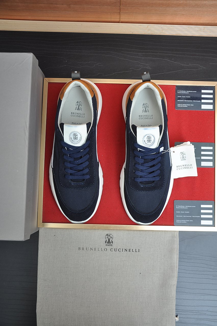 Brunello Cucinelli Contrast Panel Low-Top Sneakers — front