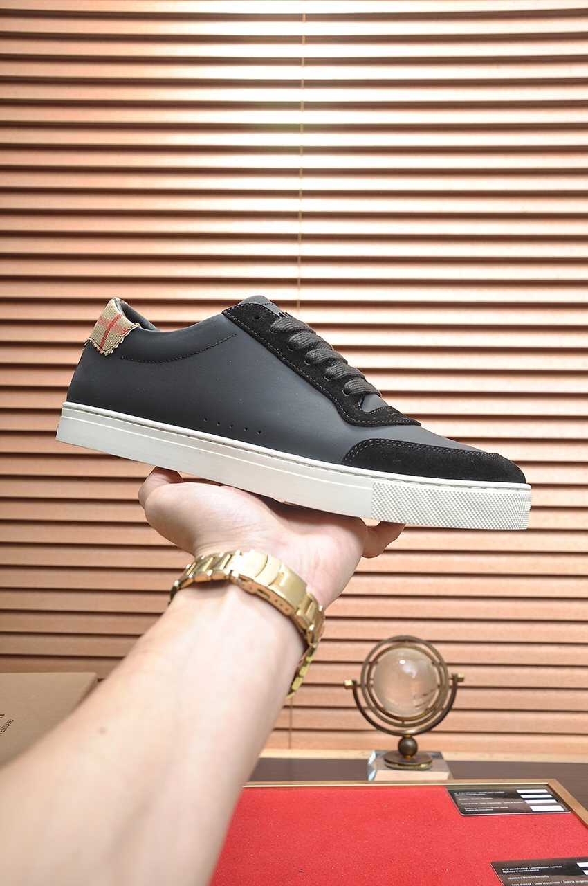 Burberry Check Heel Tab Low-Top Sneakers — model