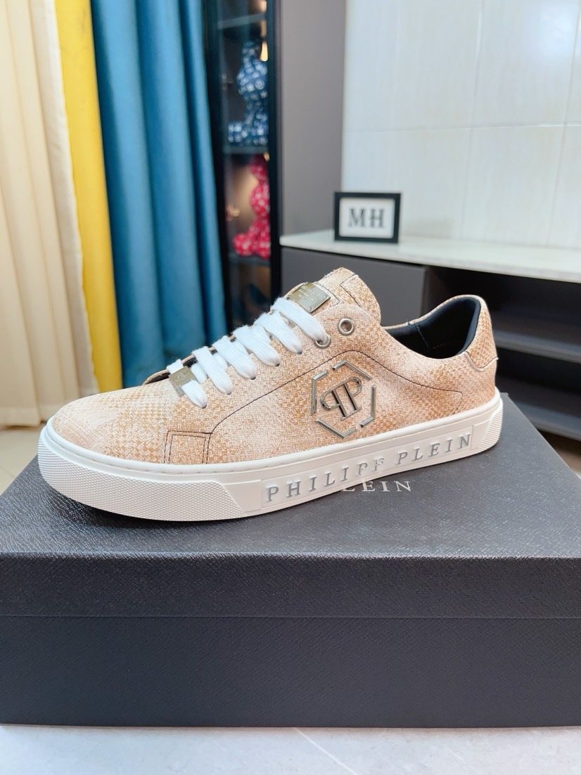 PHILIPP PLEIN Textured Low-Top Sneakers — front