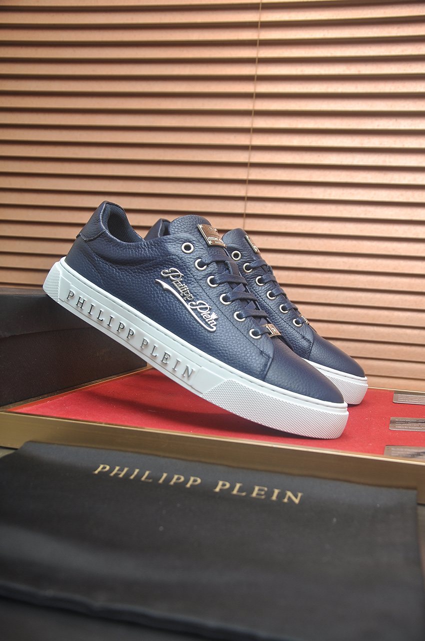 Philipp Plein Low-Top Lace-Up Sneakers — front