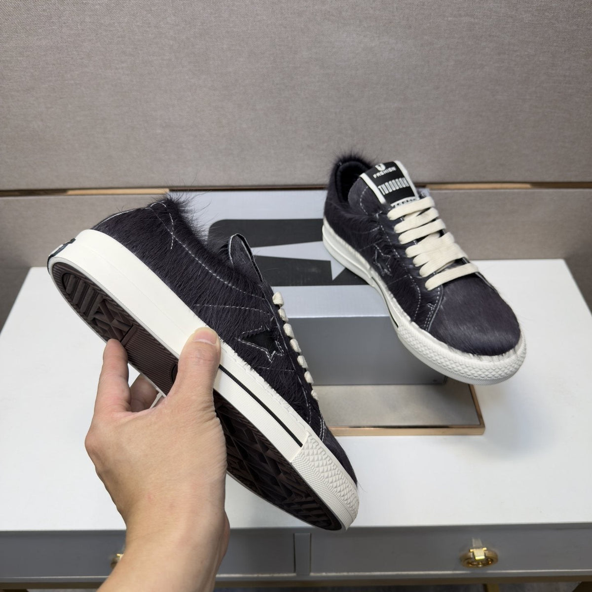 Converse Textured Low-Top Sneakers — model
