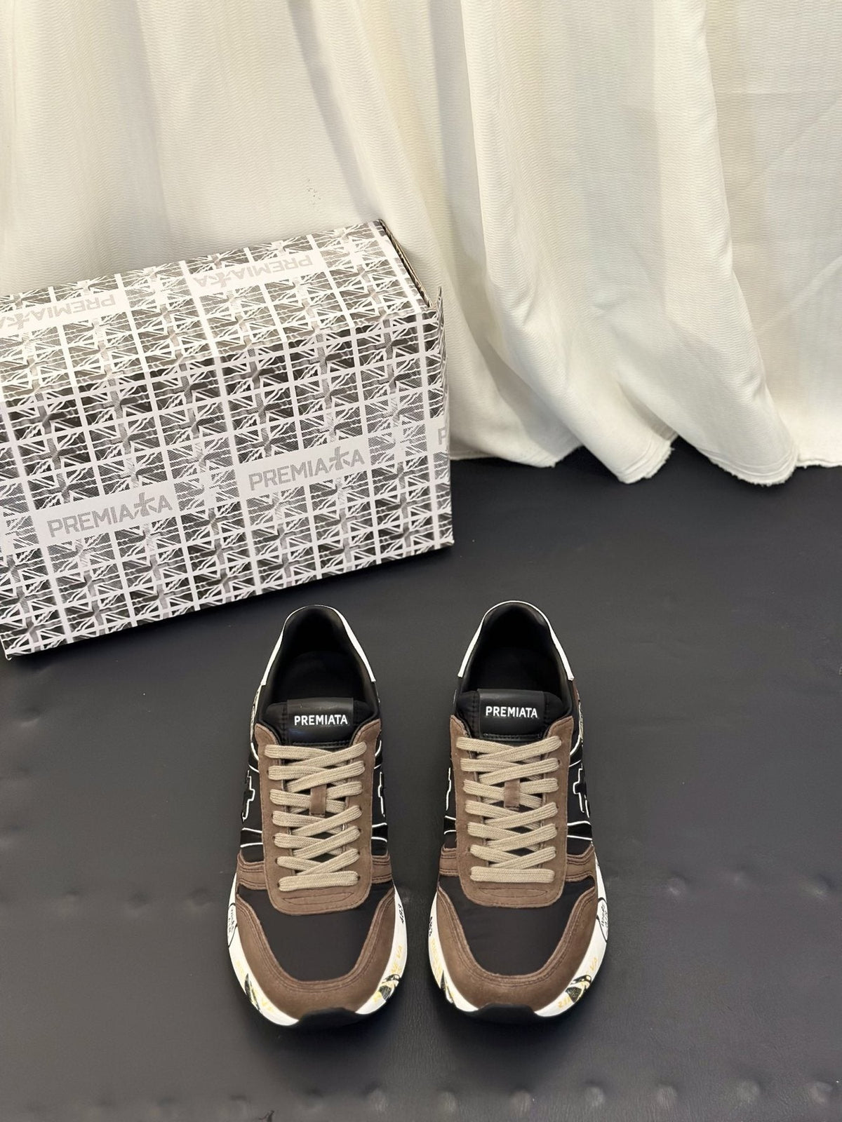 PREMIATA Graphic Sole Low-Top Sneakers — front