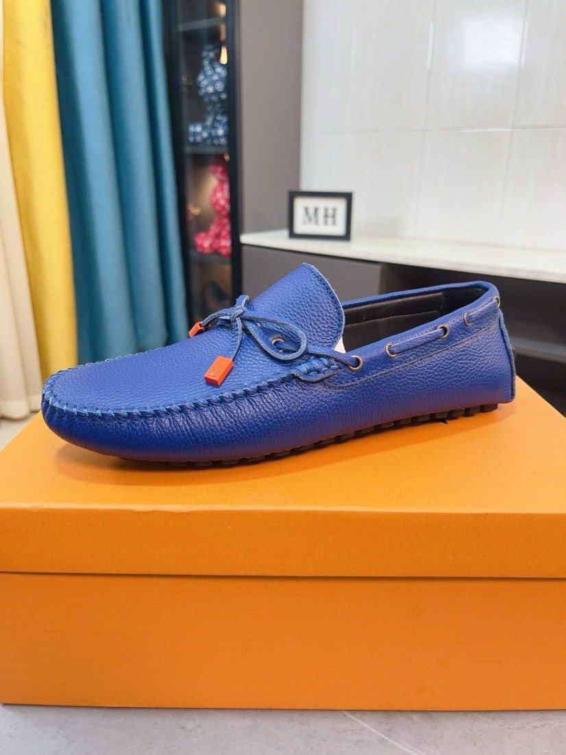 Louis Vuitton Lace-Tie Driving Moccasins — front