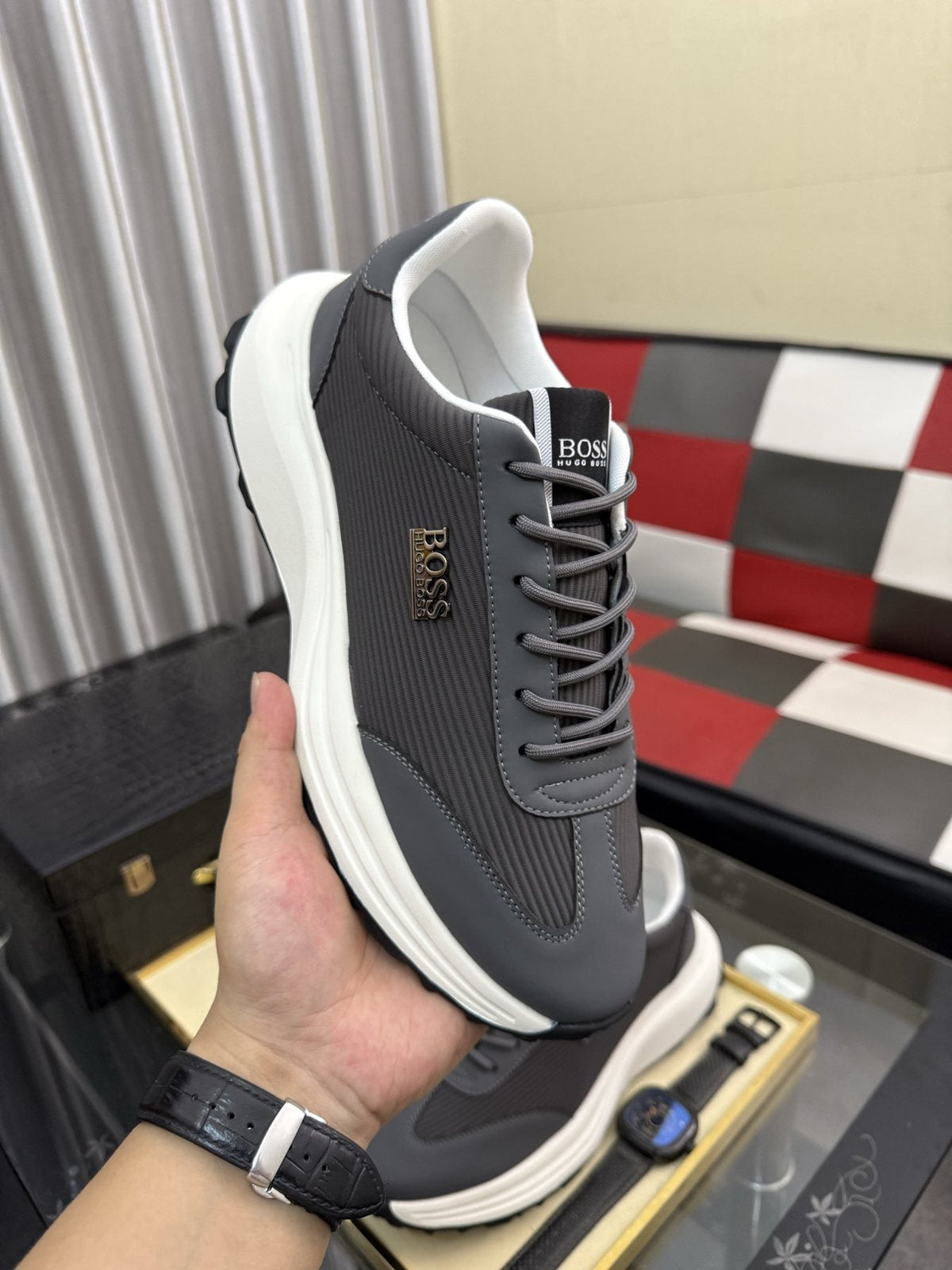 BOSS Mesh-Panel Low-Top Sneakers — front