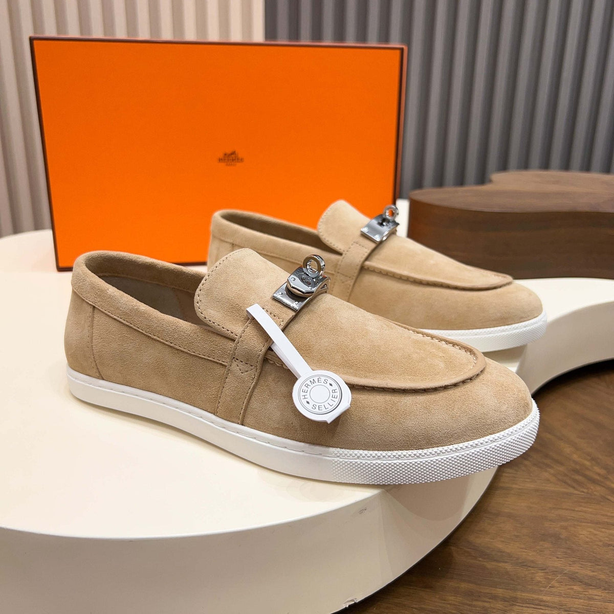 Men’s Textured Bar Loafers — front