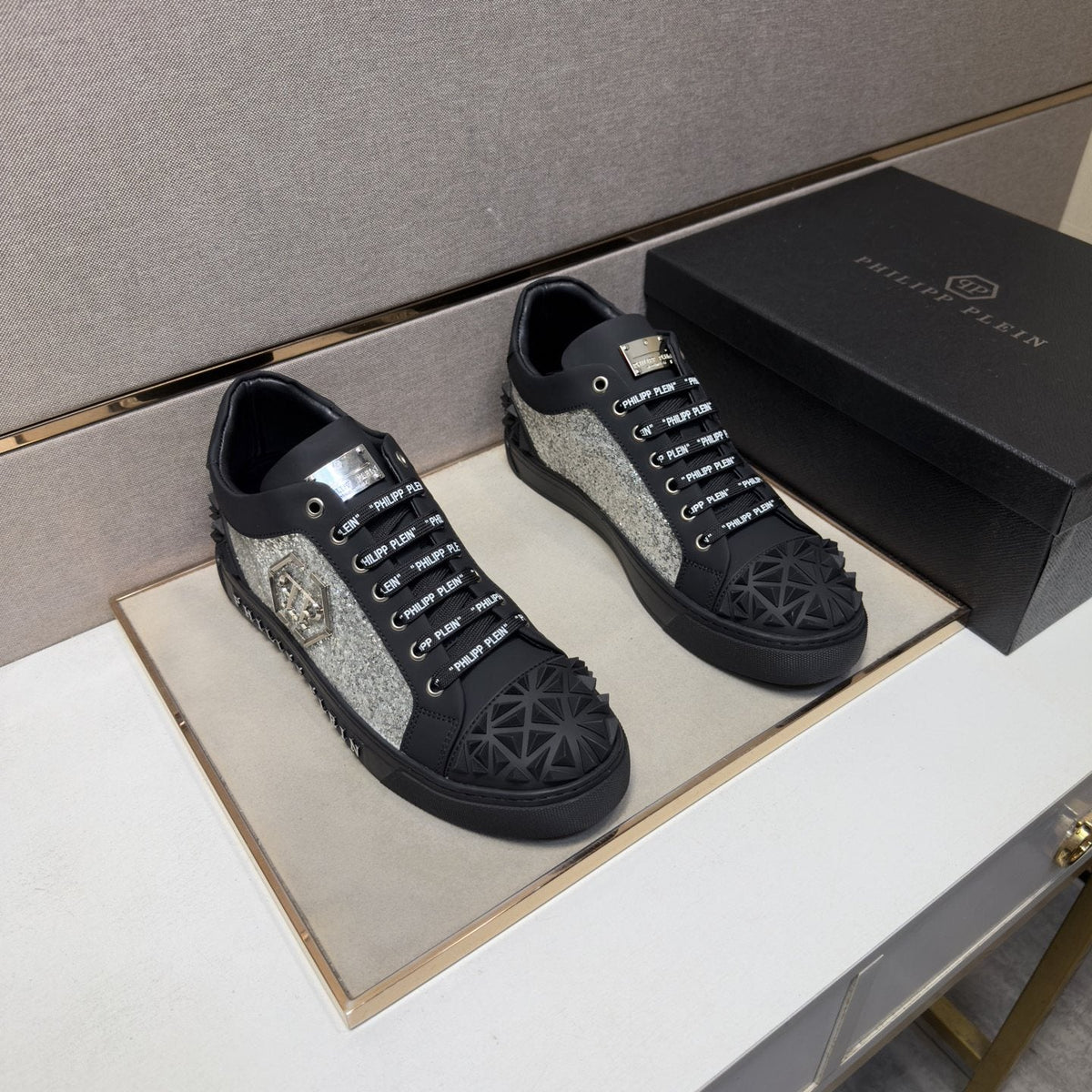 Philipp Plein Studded Panel Low-Top Sneakers — front