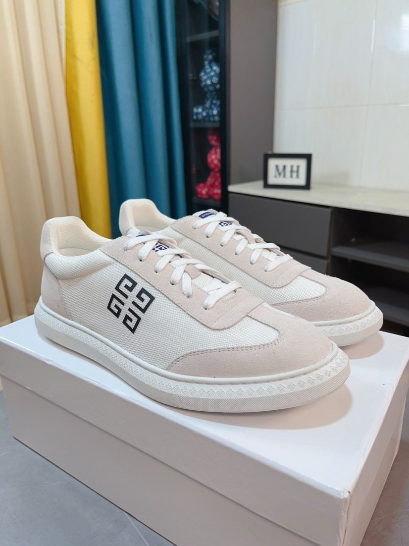 Givenchy Contrast Panel Low-Top Sneakers — hero