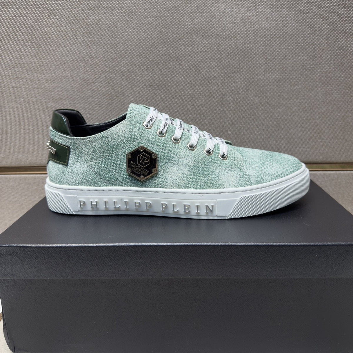 Philipp Plein Textured Low-Top Sneakers — front