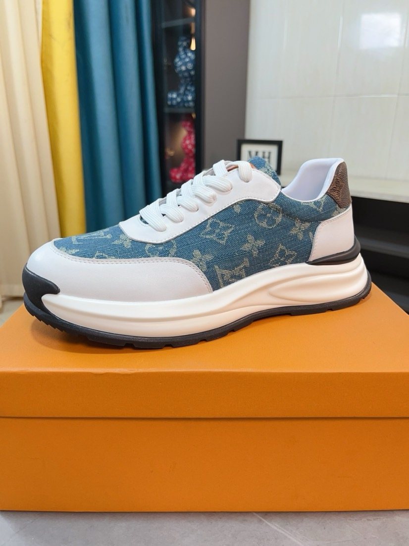 Louis Vuitton Monogram Low-Top Sneakers — model