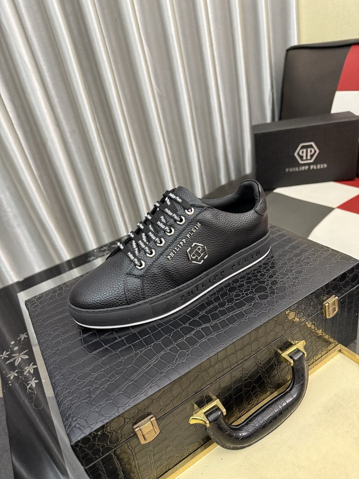 Philipp Plein Lace-Up Low-Top Sneakers — front