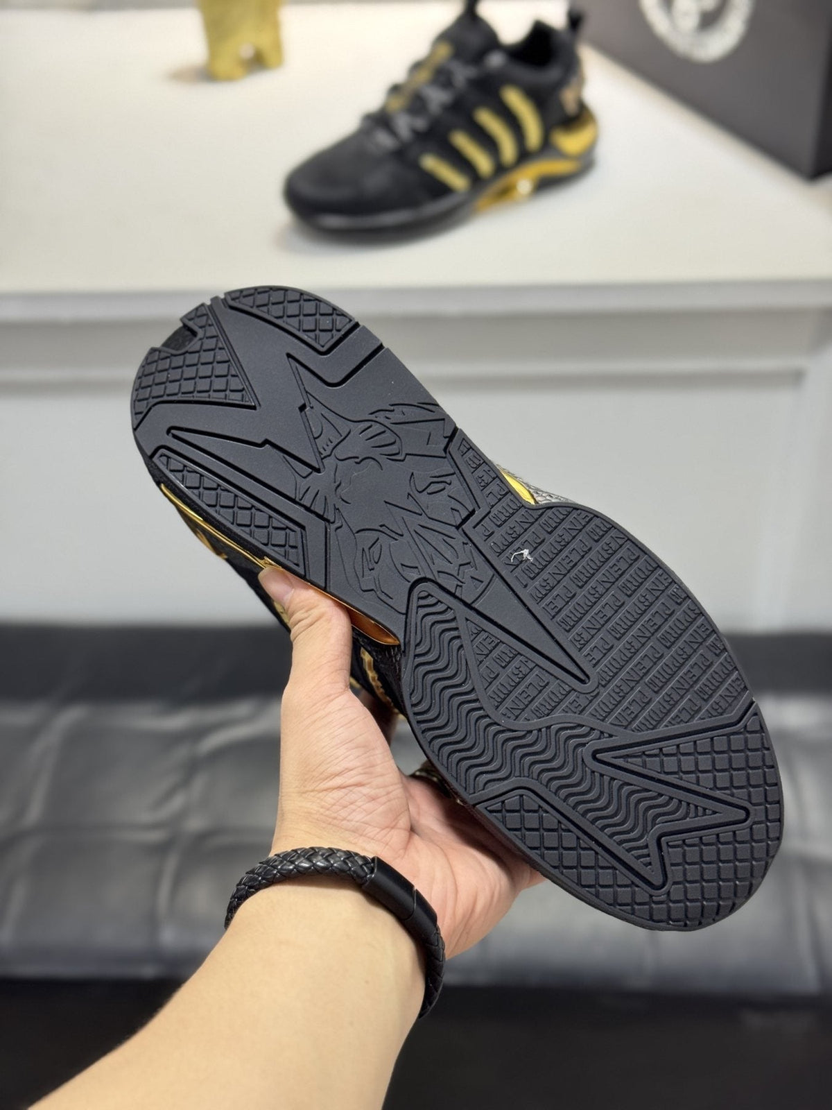 Philipp Plein Mesh Panel Low-Top Sneakers — front