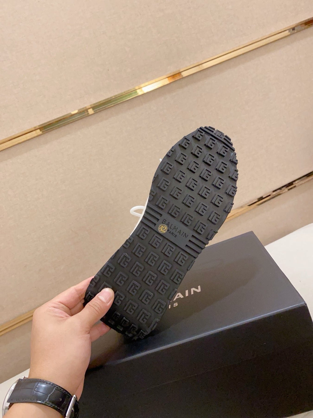 Balmain Gray and Black Knit-Look Sneakers — detail